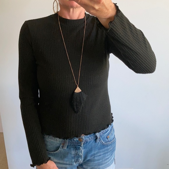 Black Cropped, Waffle Knit Top - Picture 3 of 11